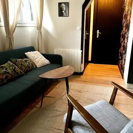 Le Hameau : Calme Et Elegant 2 Pieces *
